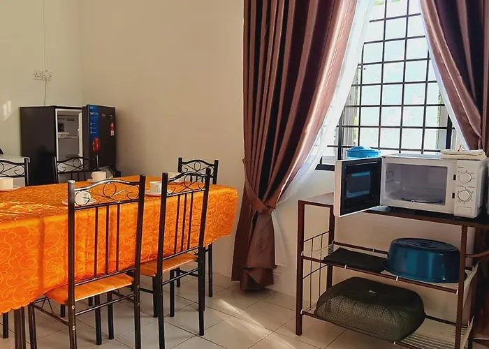 Anjung Klia House 72 With Neflix